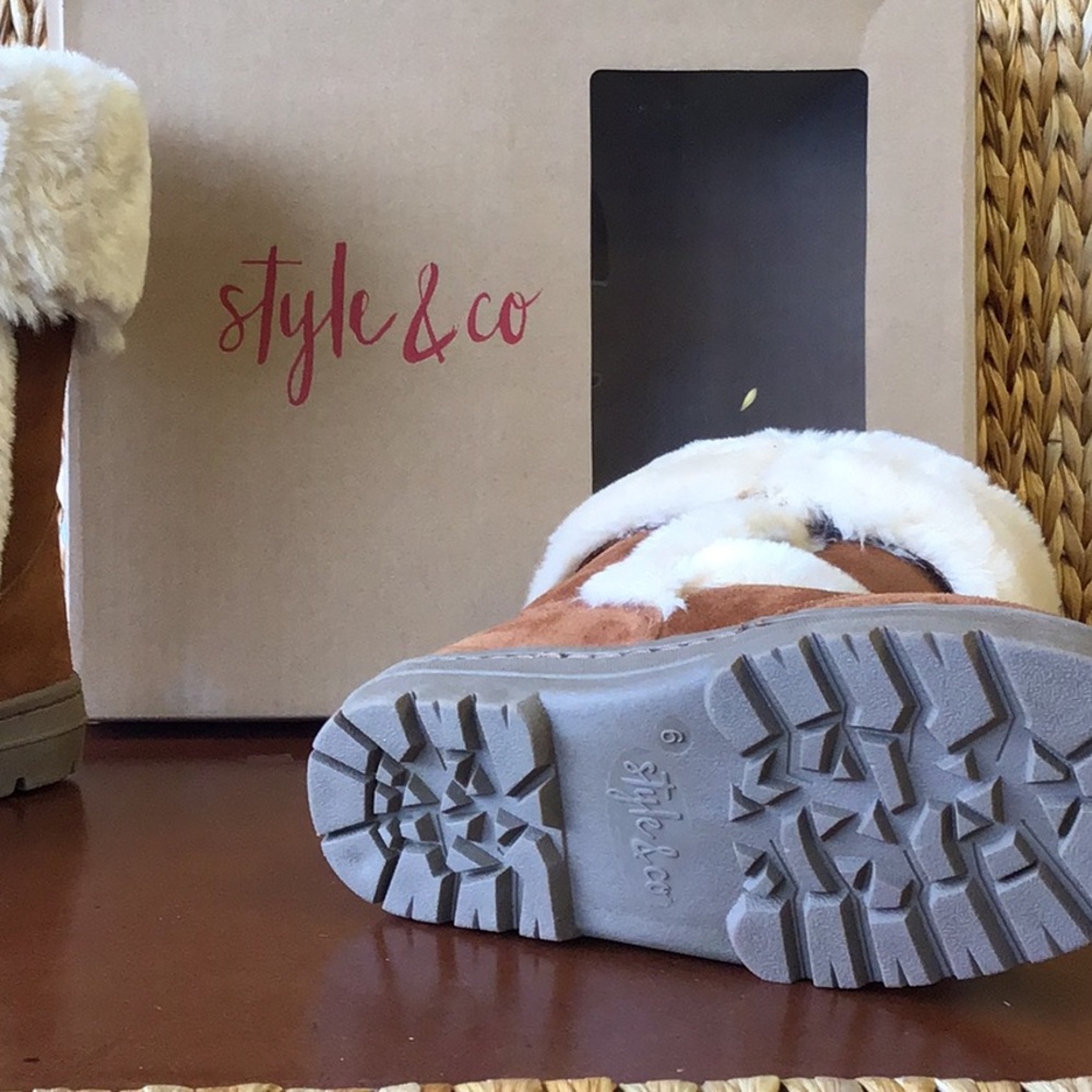Style And Company Witty Chestnut Fur Boot - Picture 4 of 7